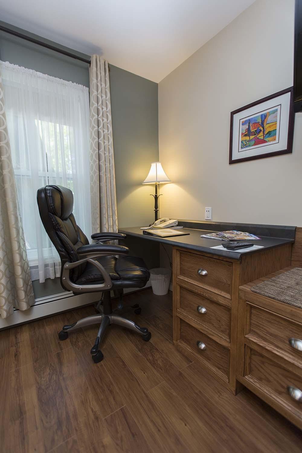 The Harbour House Bed & Breakfast Шарлъттаун Стая снимка